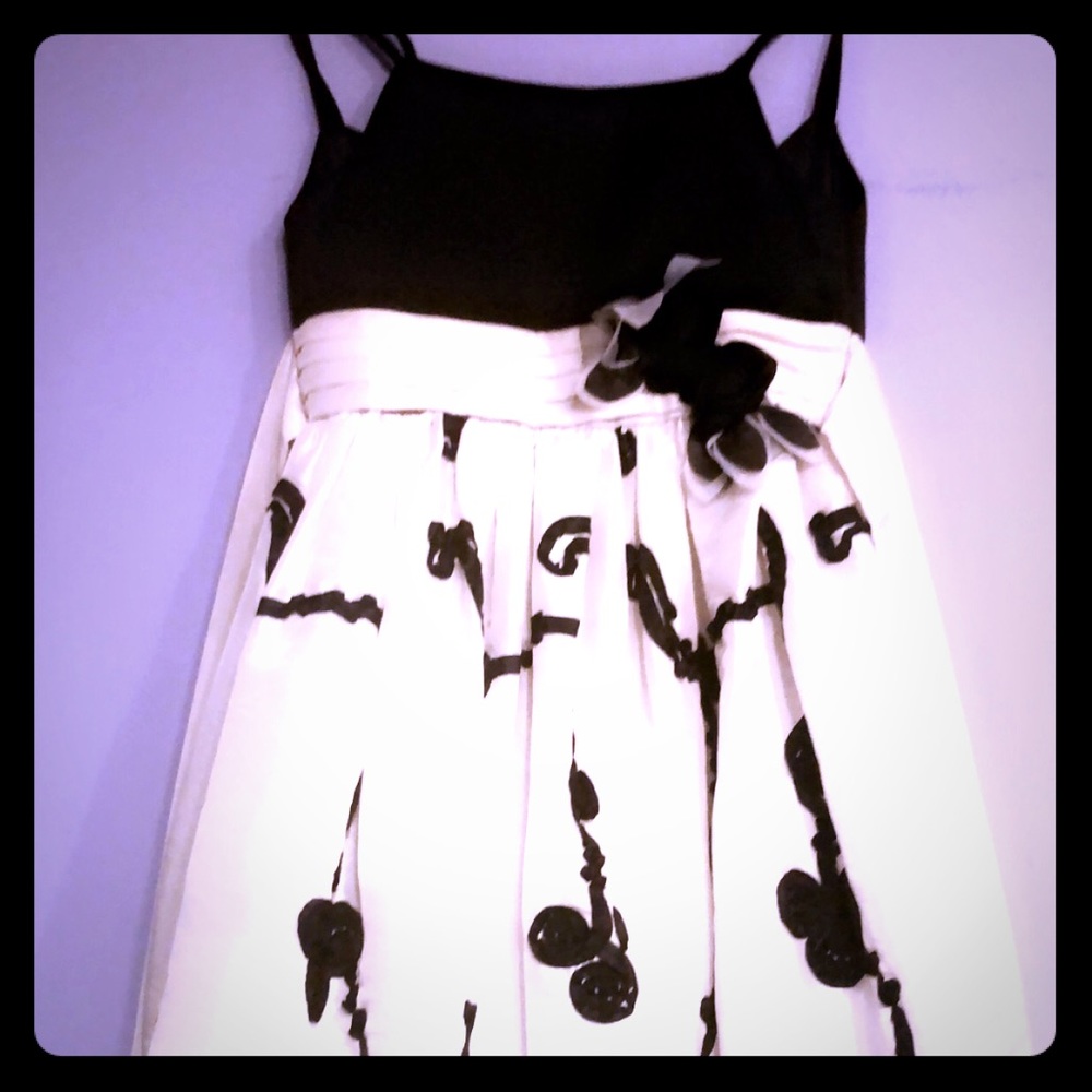 Girls party dress